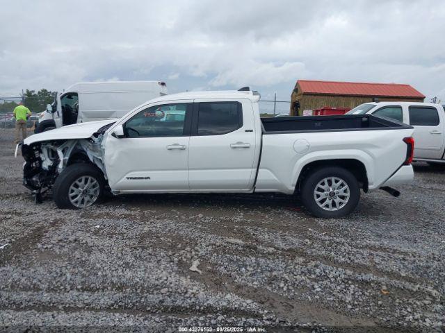 Toyota Tacoma Sr5 4wd Image 10