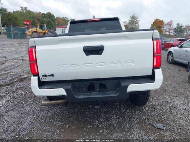 Toyota Tacoma Sr5 4wd Image 17