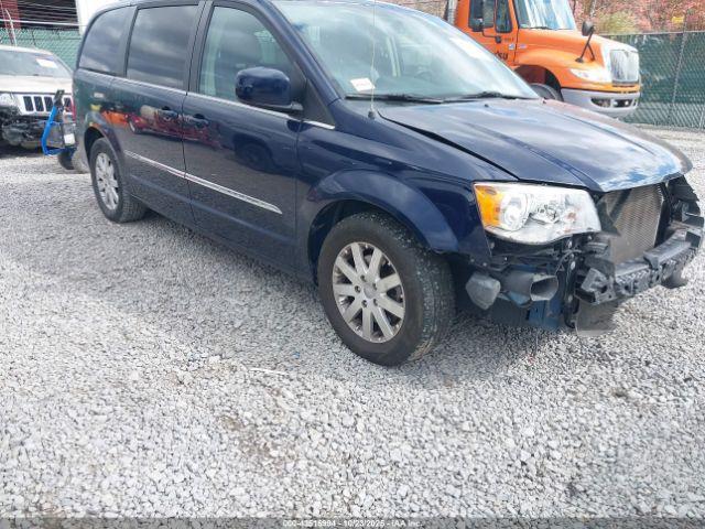  Salvage Chrysler Town & Country