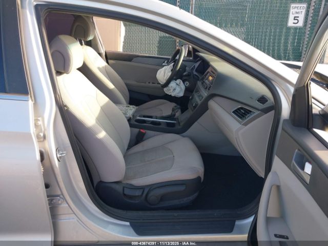 Hyundai SONATA Image 8