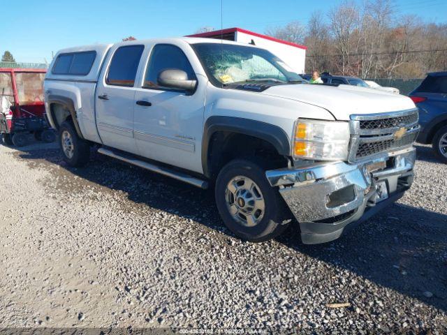  Salvage Chevrolet Silverado 2500