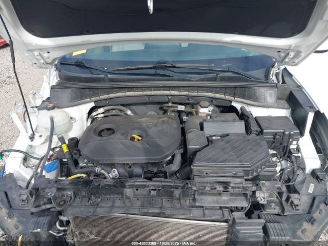 Hyundai TUCSON Value Image 2