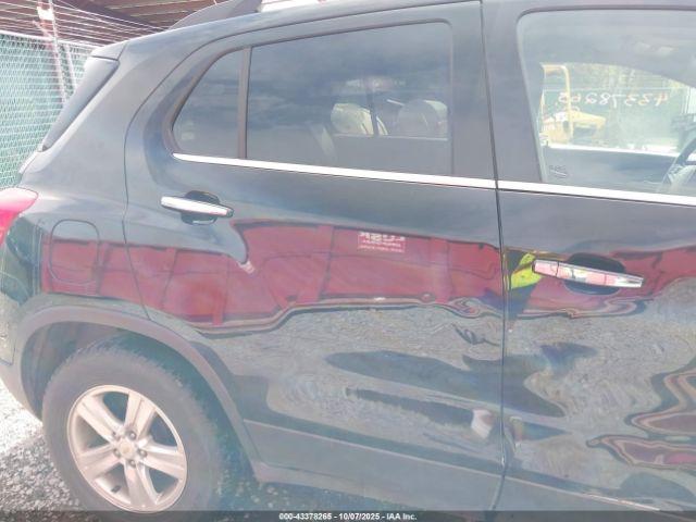 Chevrolet Trax Lt Image 12