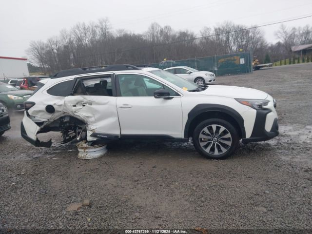 Subaru Outback Limited Image 9