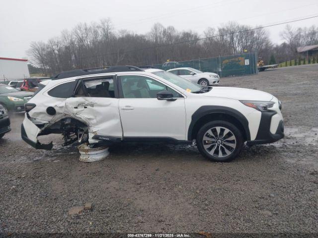 Subaru Outback Limited Image 9