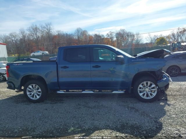 Chevrolet Silverado 1500 4wd  Short Bed Custom Image 16