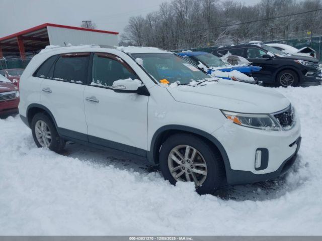  Salvage Kia Sorento