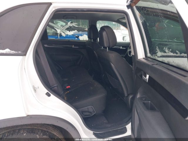 Kia Sorento Lx Image 12