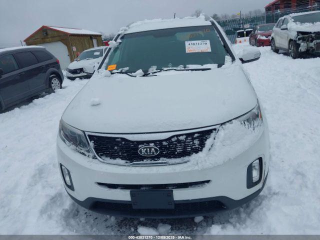 Kia Sorento Lx Image 13