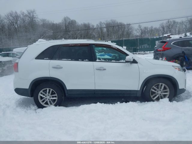 Kia Sorento Lx Image 2