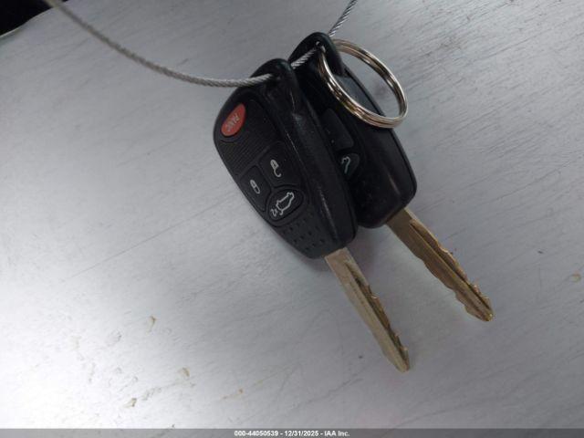 Chrysler Pacifica Touring Image 10