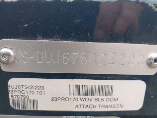 Tracker Marine Pro 170 Image 10