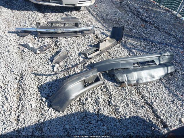 Chevrolet S-10 Ls Image 11