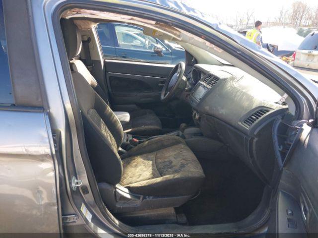 Mitsubishi Outlander 2.0 Es Awc Image 3