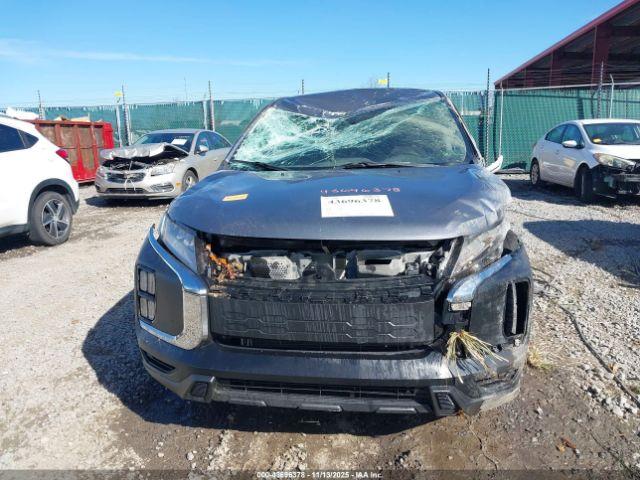 Mitsubishi Outlander 2.0 Es Awc Image 6