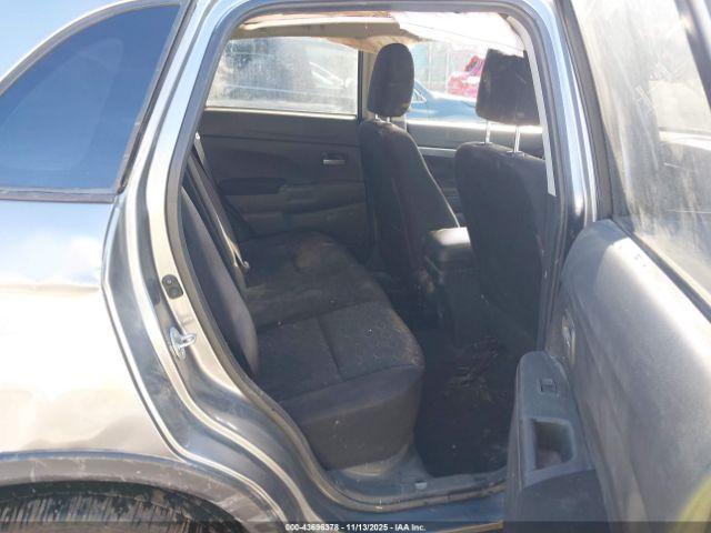 Mitsubishi Outlander 2.0 Es Awc Image 13