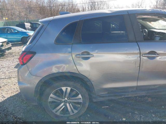 Mitsubishi Outlander 2.0 Es Awc Image 12