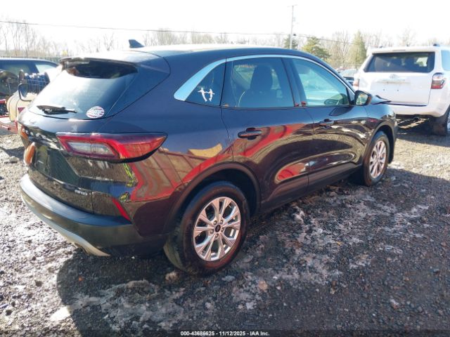 Ford Escape Active Image 14