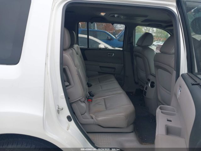 Honda Pilot Touring Image 9