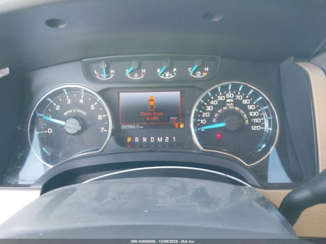 Ford F-150 Xlt Image 4