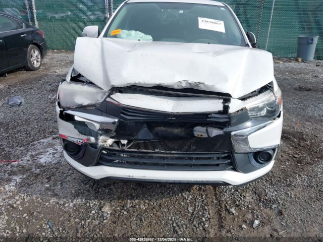 Mitsubishi Outlander 2.0 Le Image 2