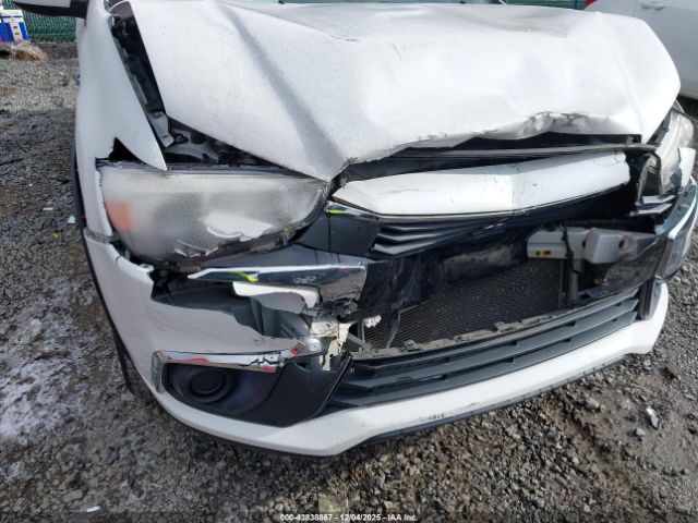 Mitsubishi Outlander 2.0 Le Image 14