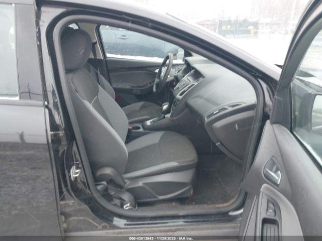 Ford Focus Se Image 6