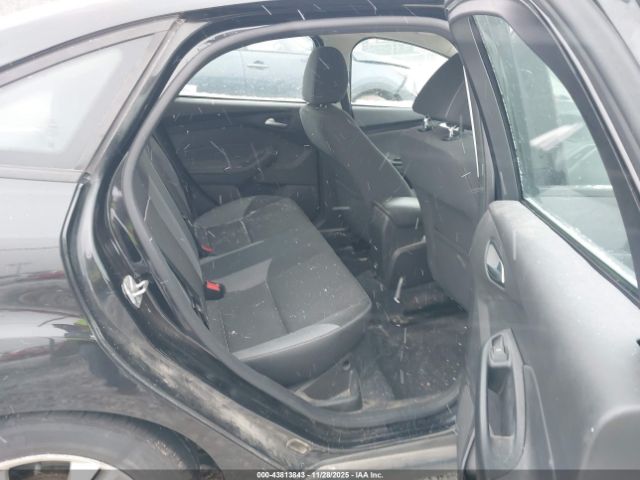 Ford Focus Se Image 3