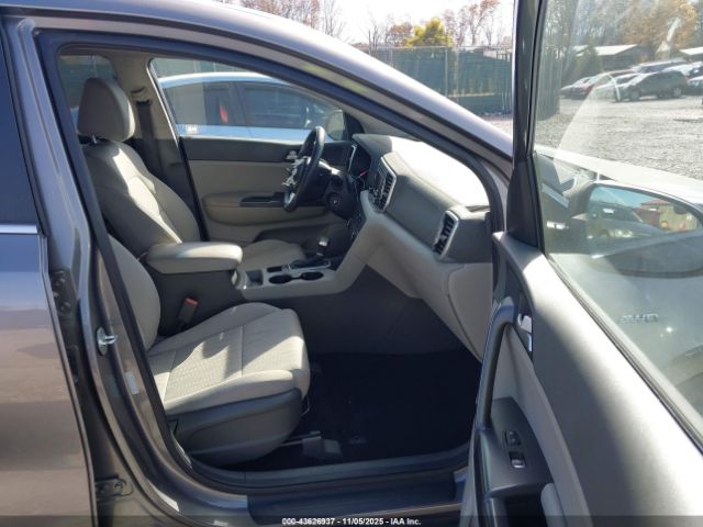 Kia Sportage Lx Image 4