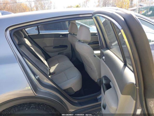 Kia Sportage Lx Image 14