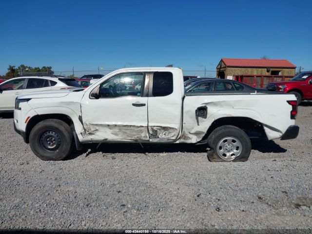 Nissan Frontier King Cab S 4x4 Image 14