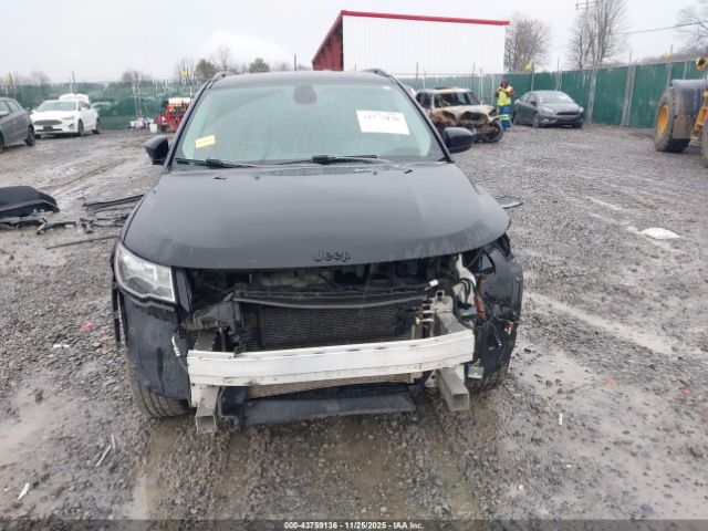 Jeep Compass Altitude 4x4 Image 14