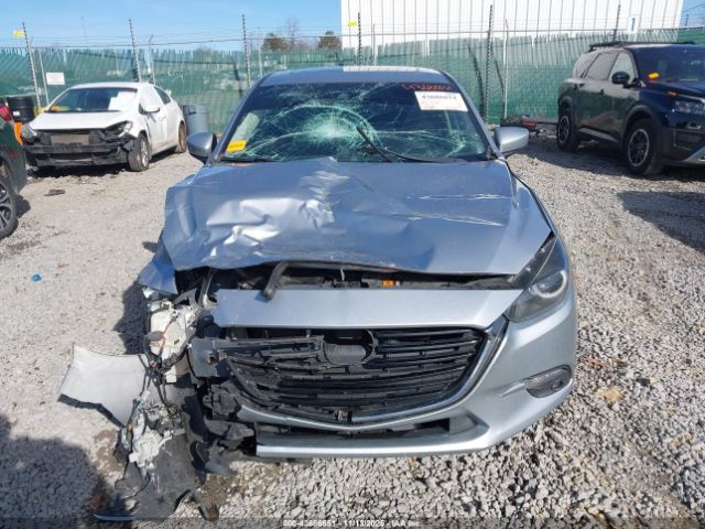 Mazda Mazda3 Grand Touring Image 4