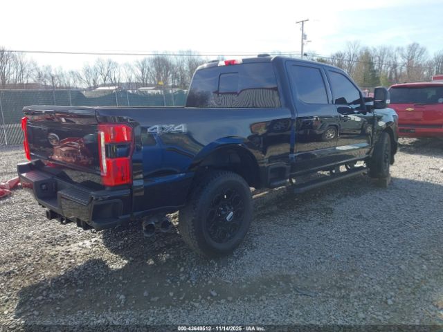 Ford F-350 Lariat Image 4