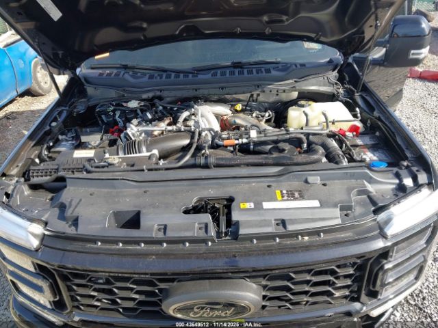 Ford F-350 Lariat Image 10