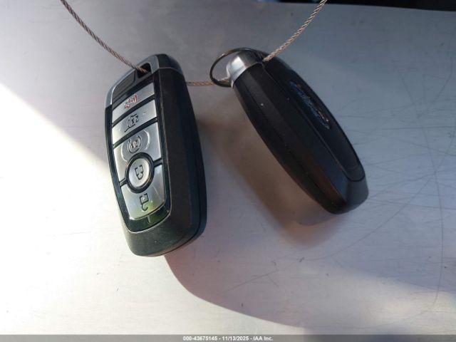 Ford Escape St-line Select Image 19