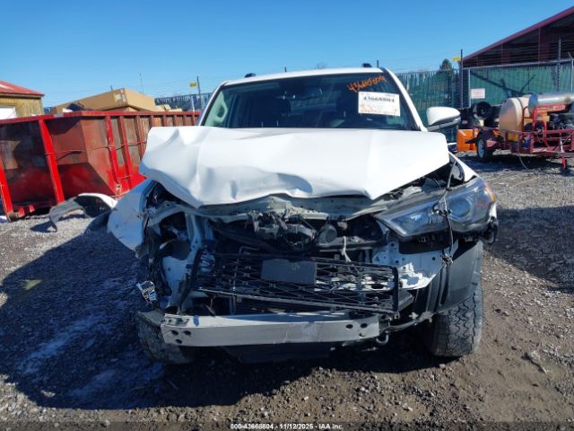 Toyota 4Runner Sr5 Premium Image 11