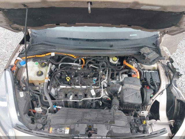 Ford Escape Se Hybrid Image 14