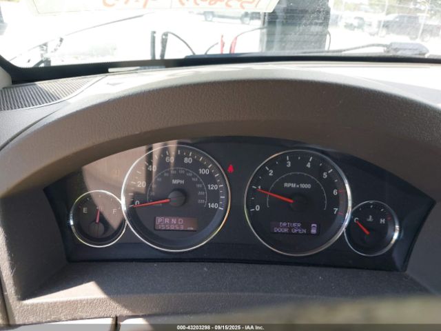 Jeep Grand Cherokee Laredo Image 9