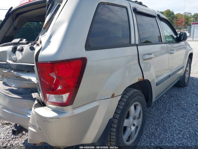 Jeep Grand Cherokee Laredo Image 18