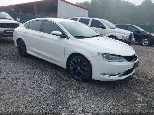  Salvage Chrysler 200