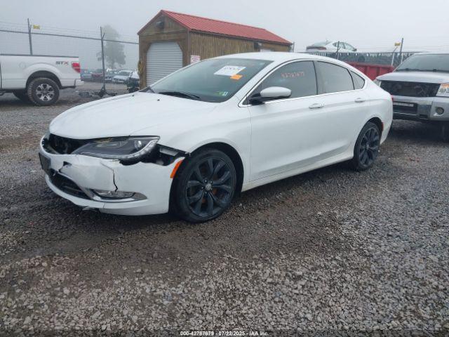 Chrysler 200 C Image 4