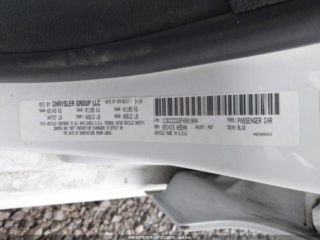 Chrysler 200 C Image 10