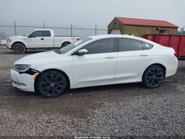 Chrysler 200 C Image 17