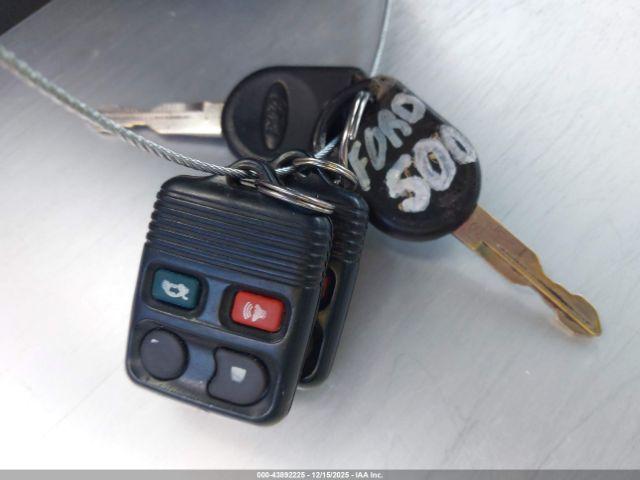 Ford Five Hundred Sel Image 9