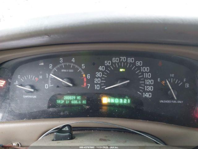 Buick Park Avenue Image 12