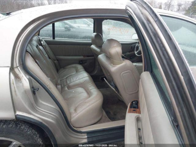 Buick Park Avenue Image 17