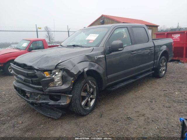 Ford F-150 Lariat Image 12