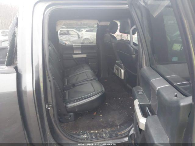 Ford F-150 Lariat Image 16