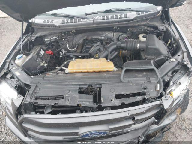 Ford F-150 Lariat Image 2